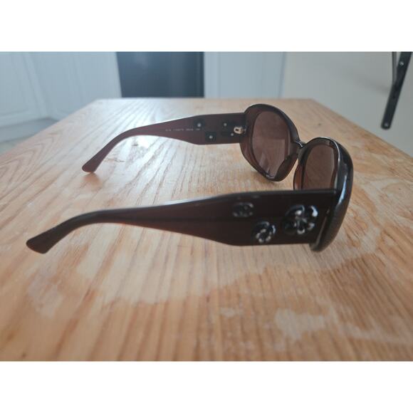 Chanel Sunglasses White 5113 Authentic No Case main image 6